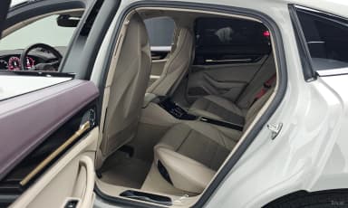 Panamera (972)