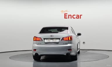 IS250