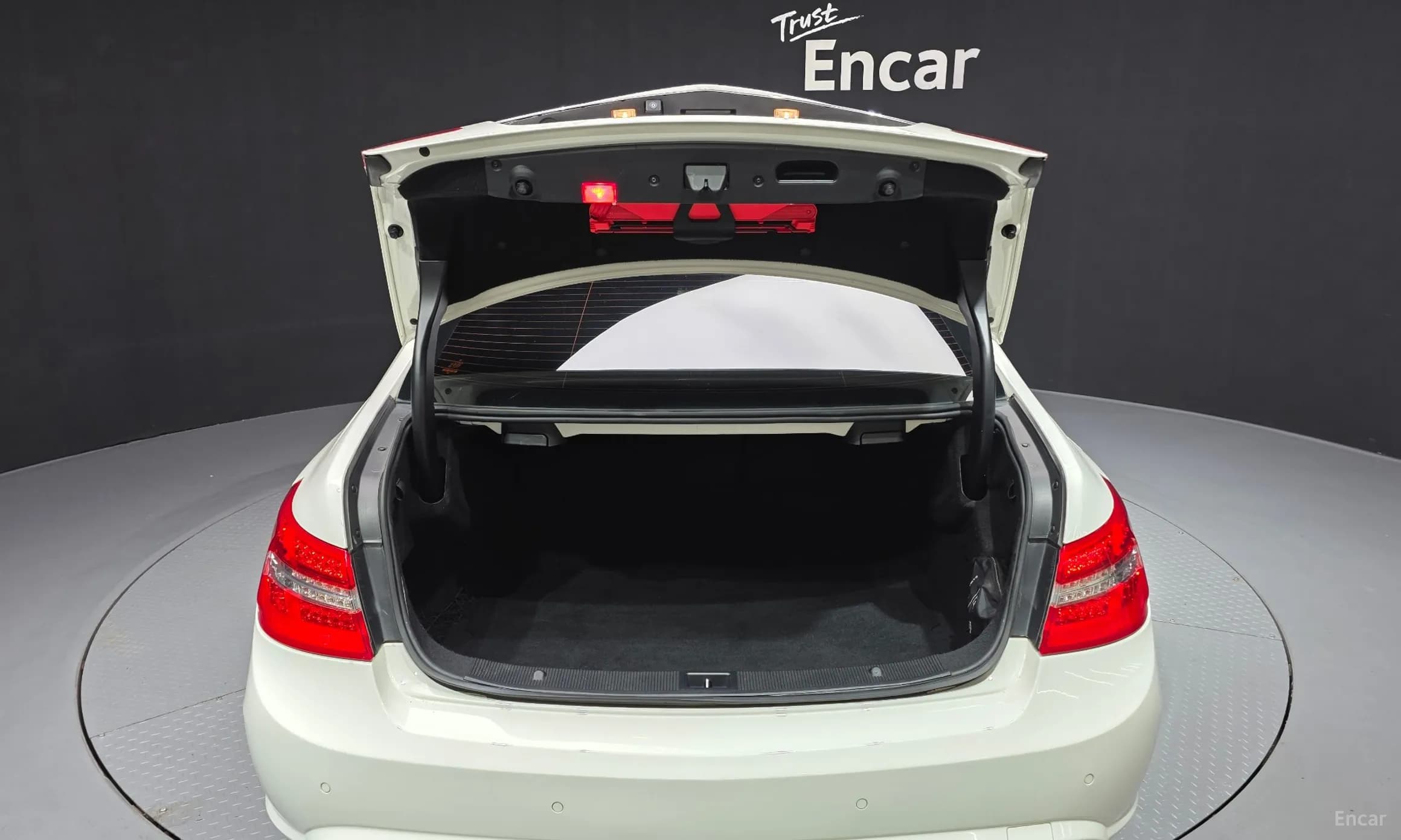 E-Class W212