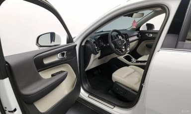 XC40