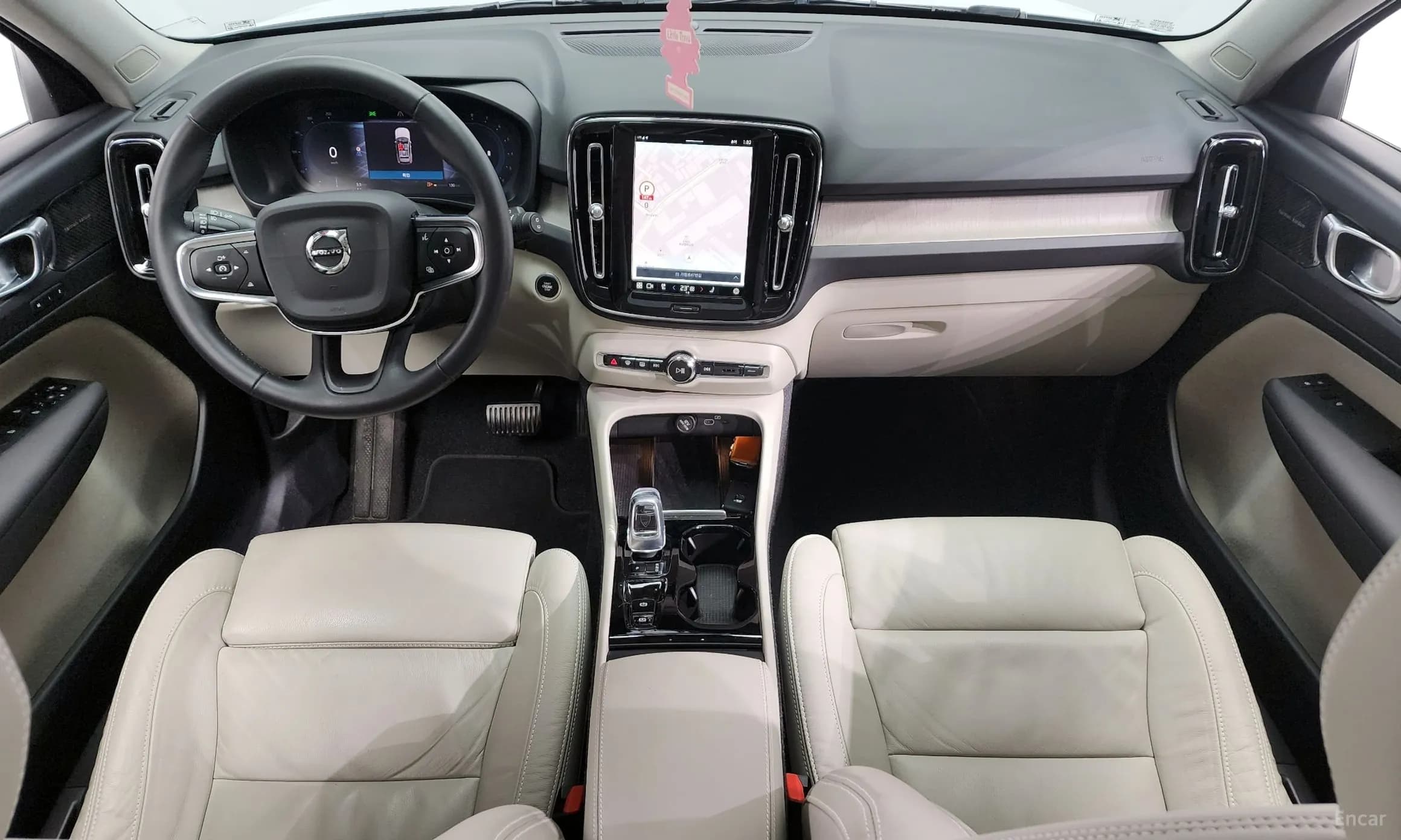 XC40