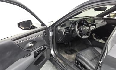 ES300h 7th Generation