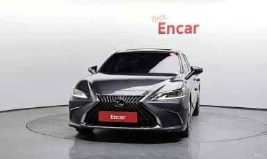 ES300h 7th Generation