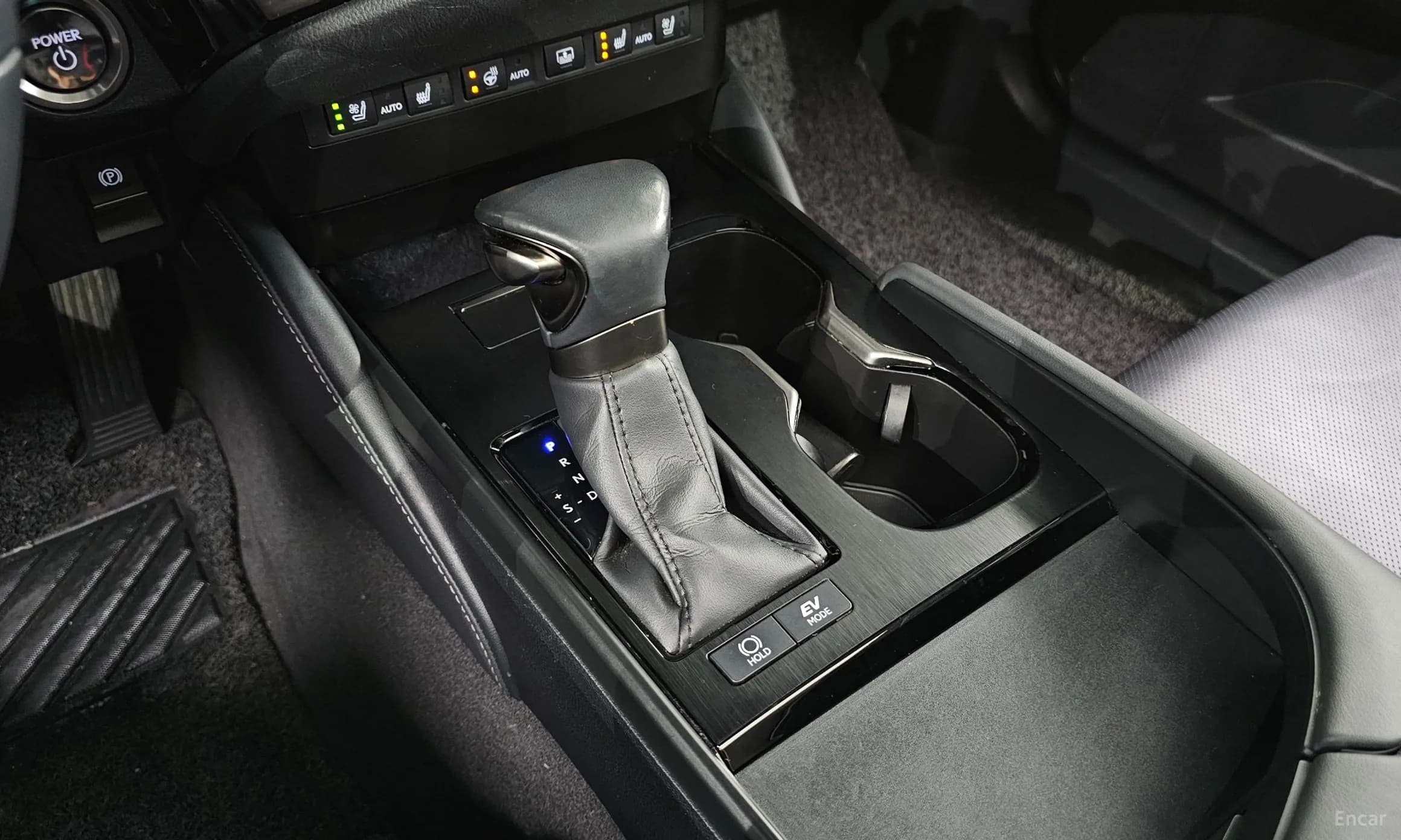 ES300h 7th Generation