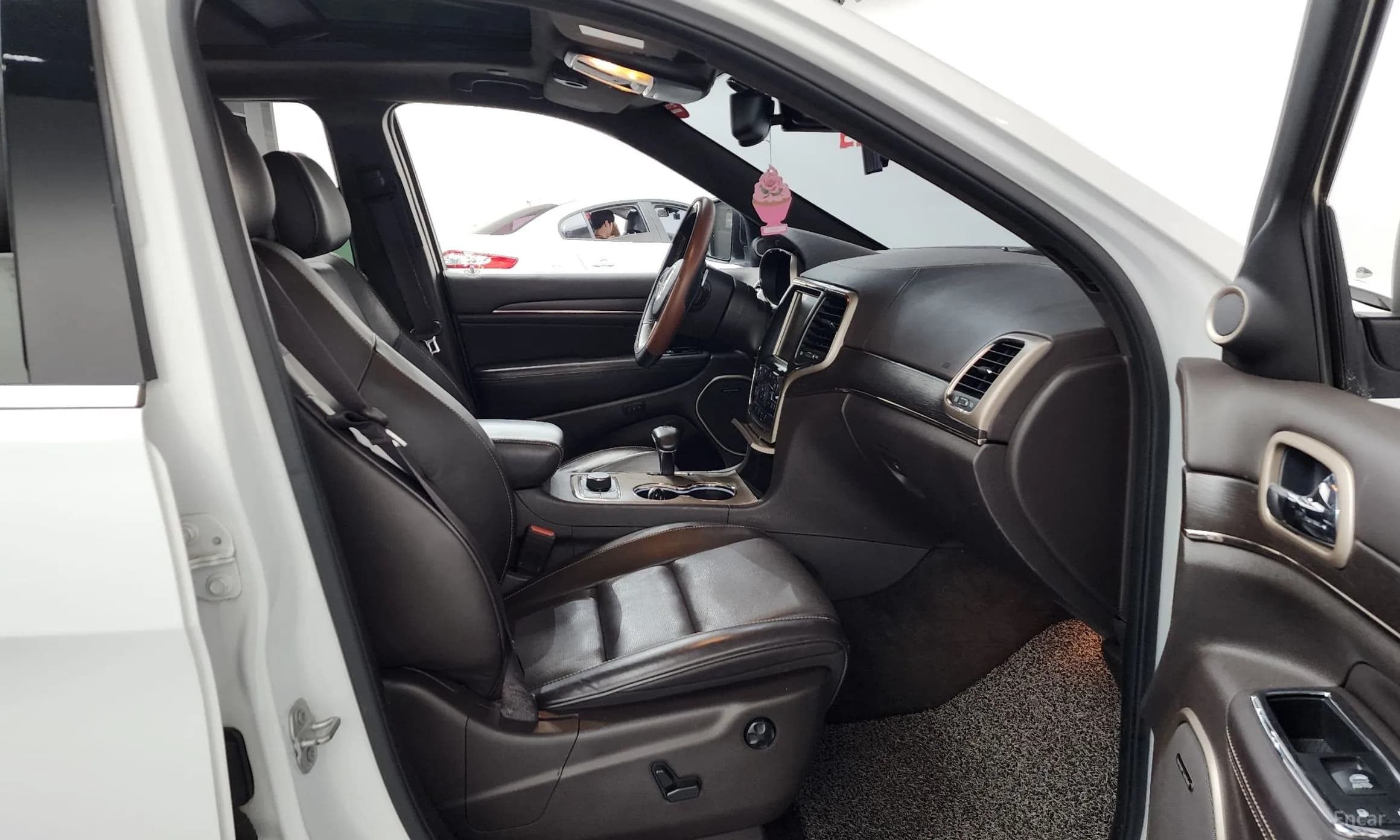 Grand Cherokee