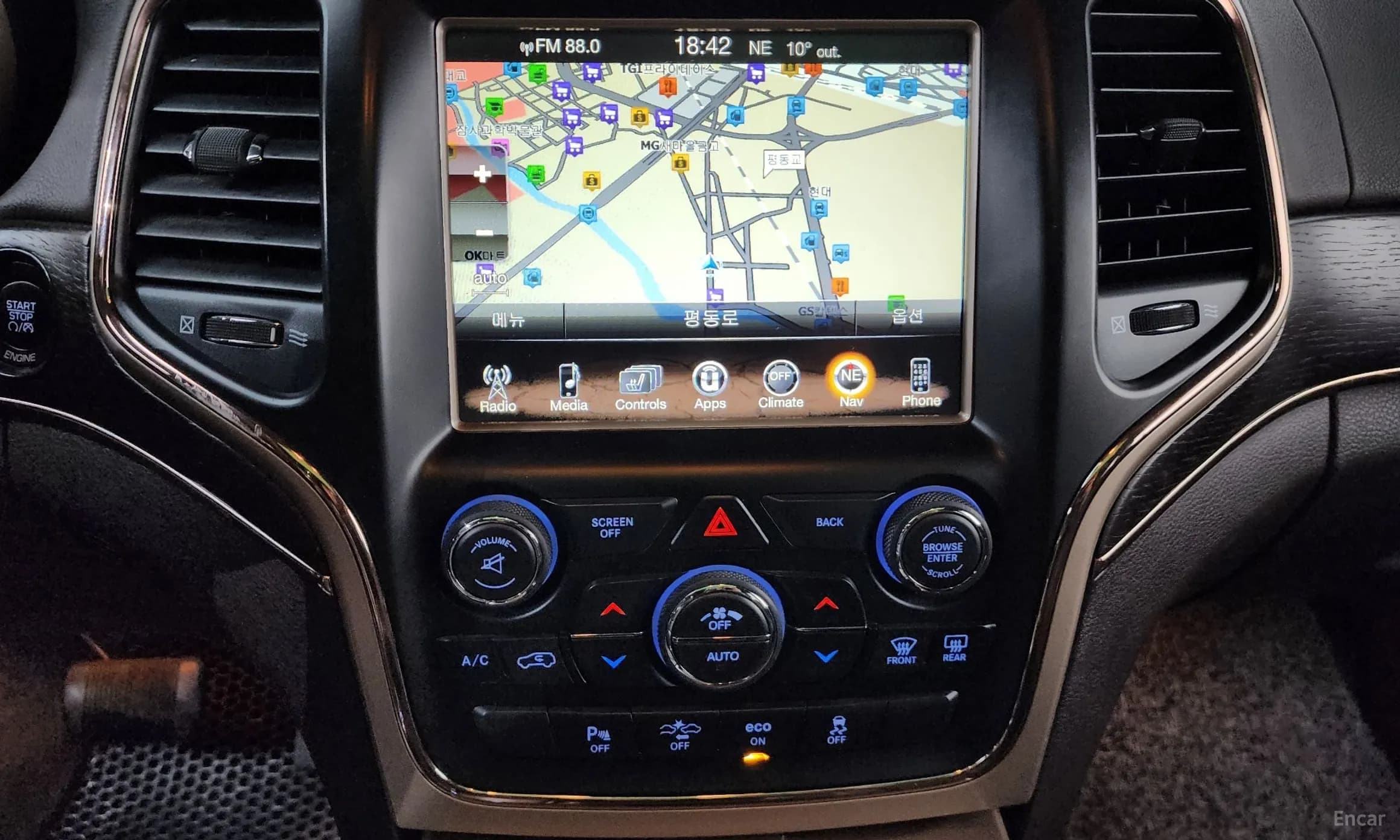 Grand Cherokee
