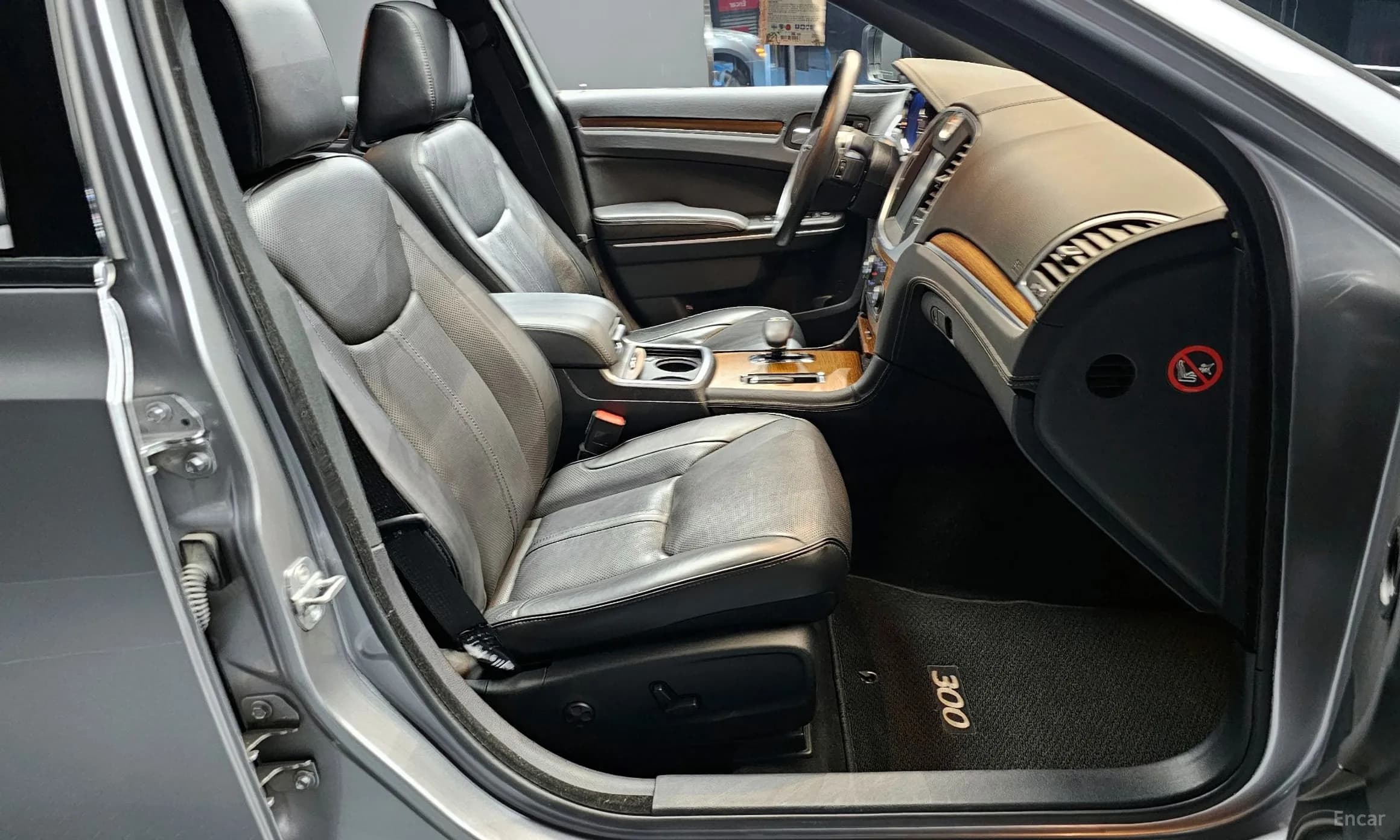 The New 300C