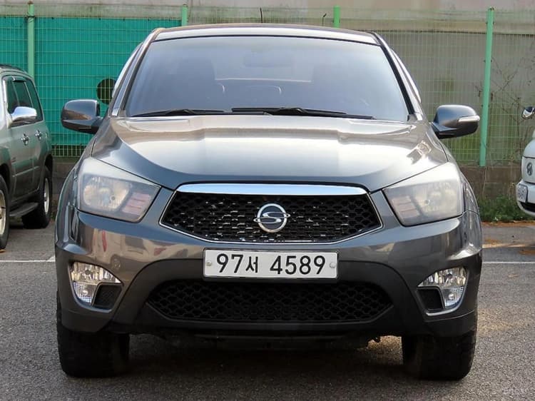 Korando Sports