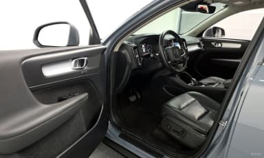 XC40