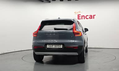 XC40