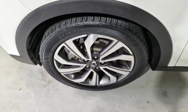 Berry New Tivoli