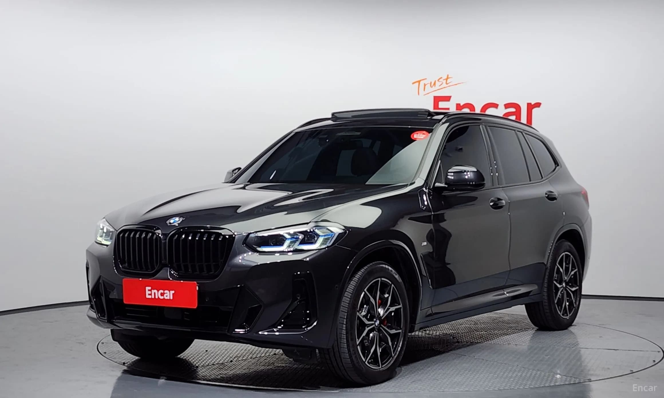 X3 (G01)