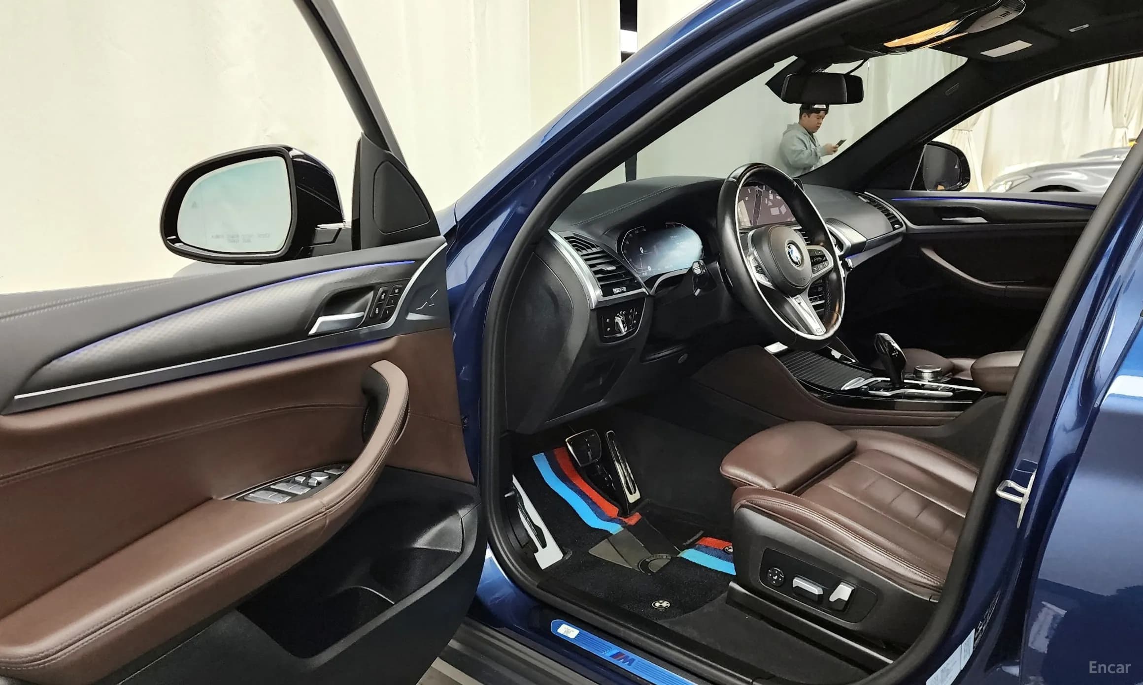 X4 (G02)