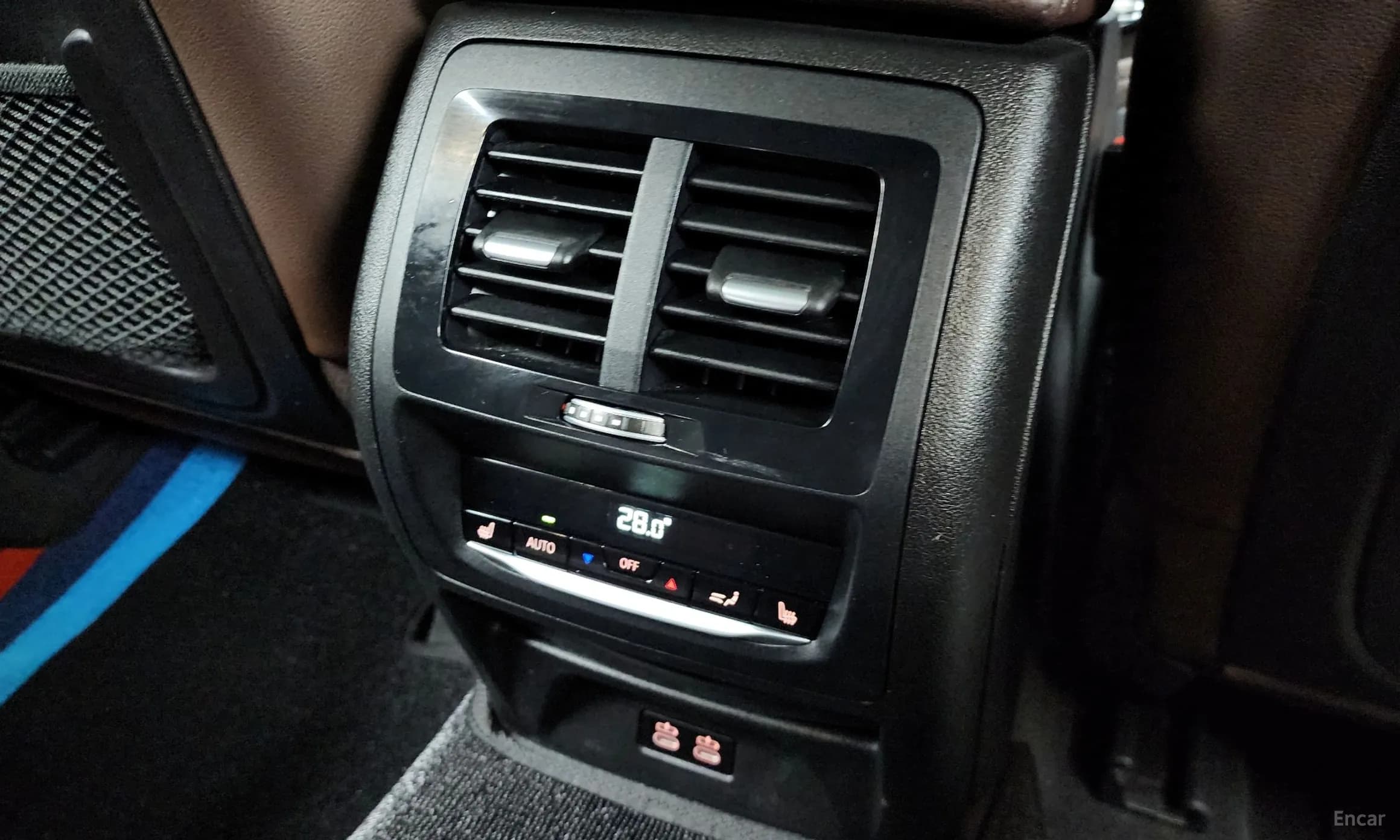 X4 (G02)