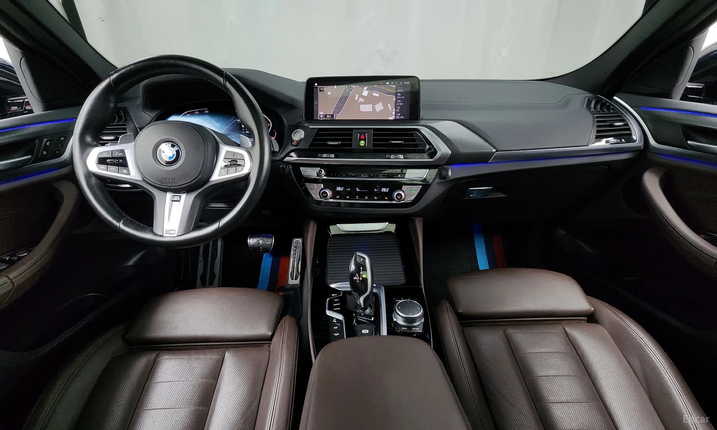 X4 (G02)