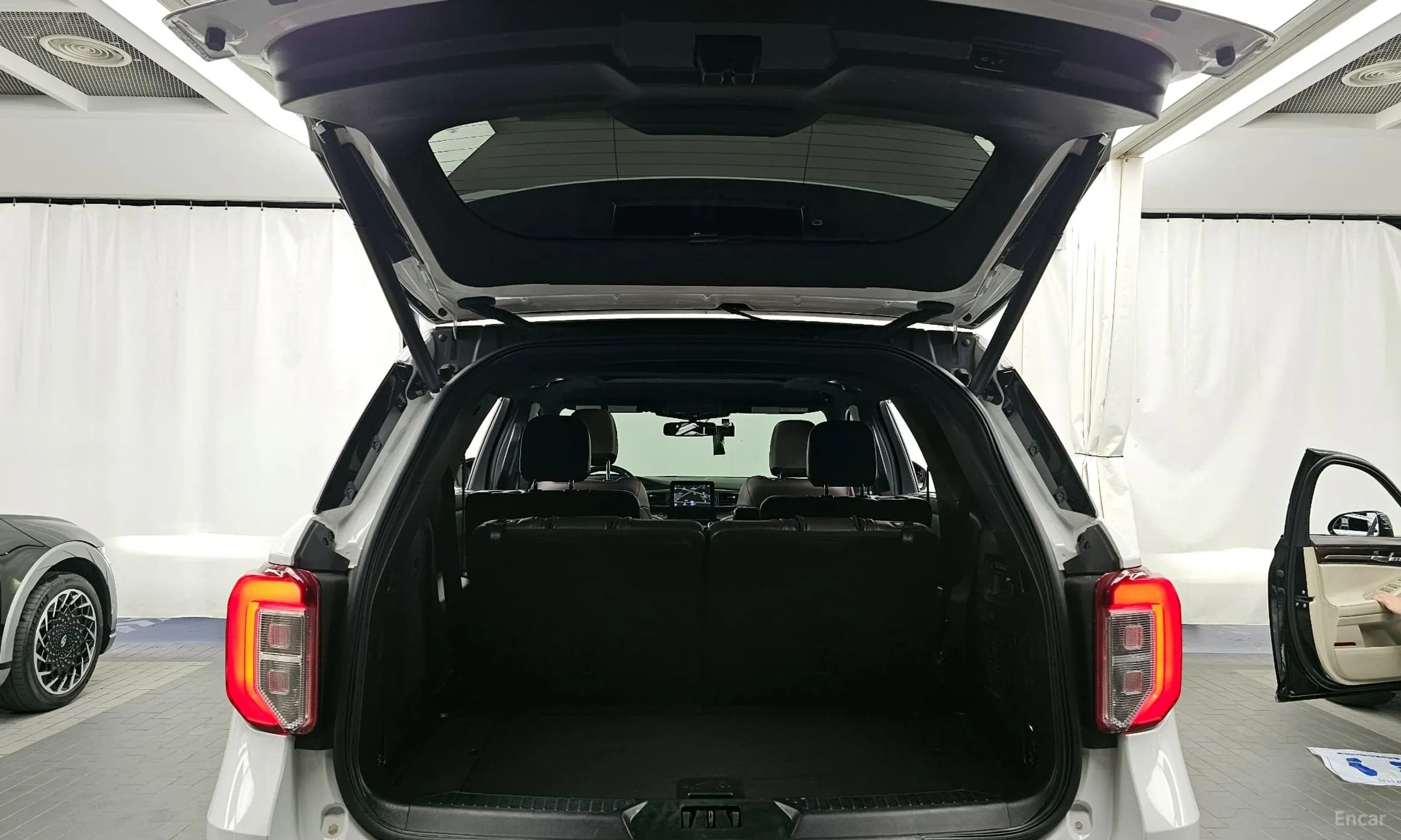 Explorer 6th Generation