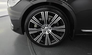 S90