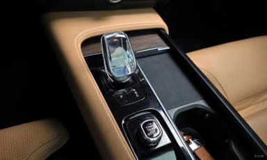 S90