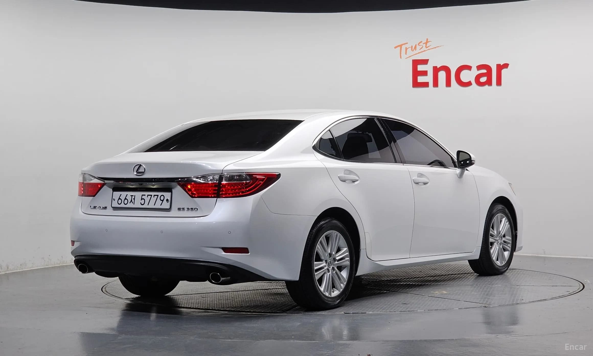 New ES350