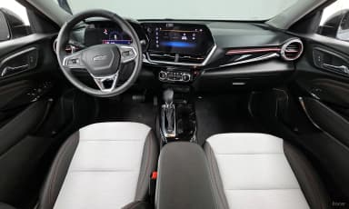 Trax Crossover