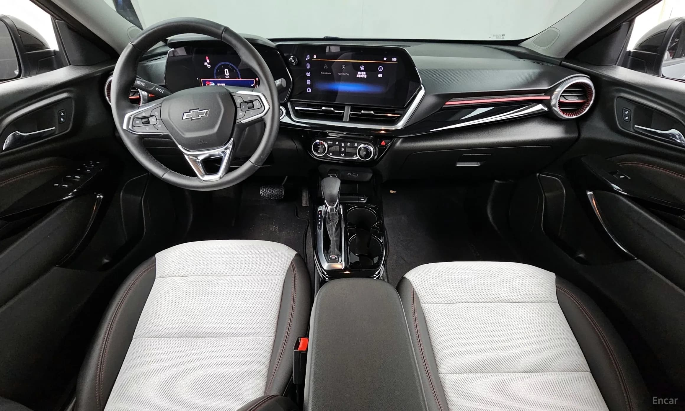 Trax Crossover