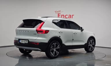 XC40