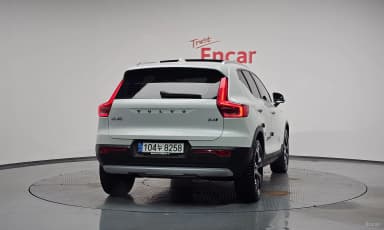 XC40
