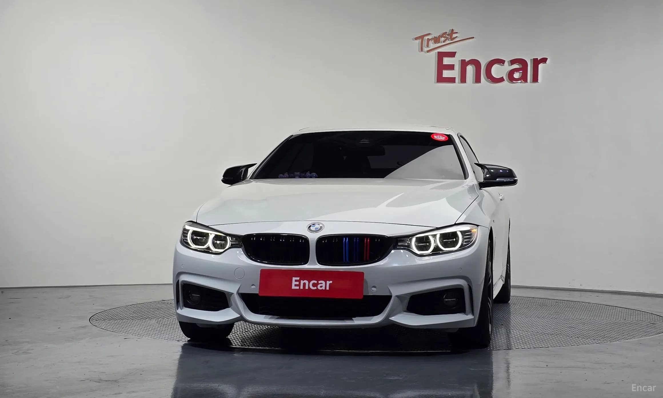 Series 4 (F32)