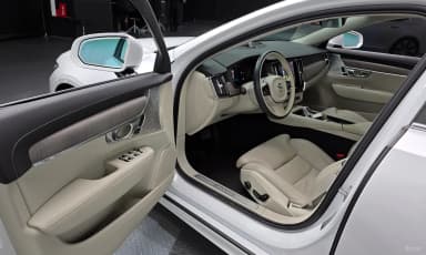 S90