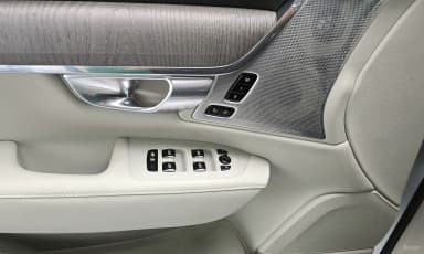 S90