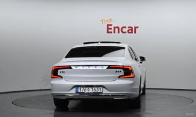 S90