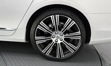 S90