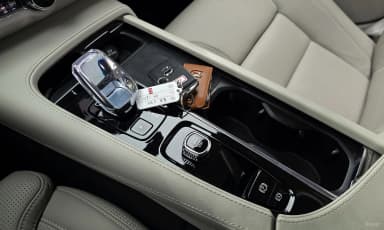 S90