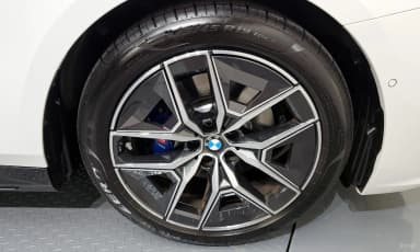 5 Series (G60)