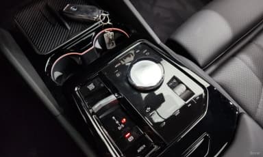 5 Series (G60)