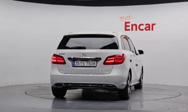 B-Class W246