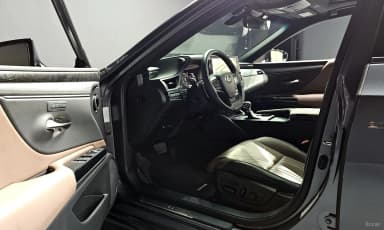 ES300h 7th Generation