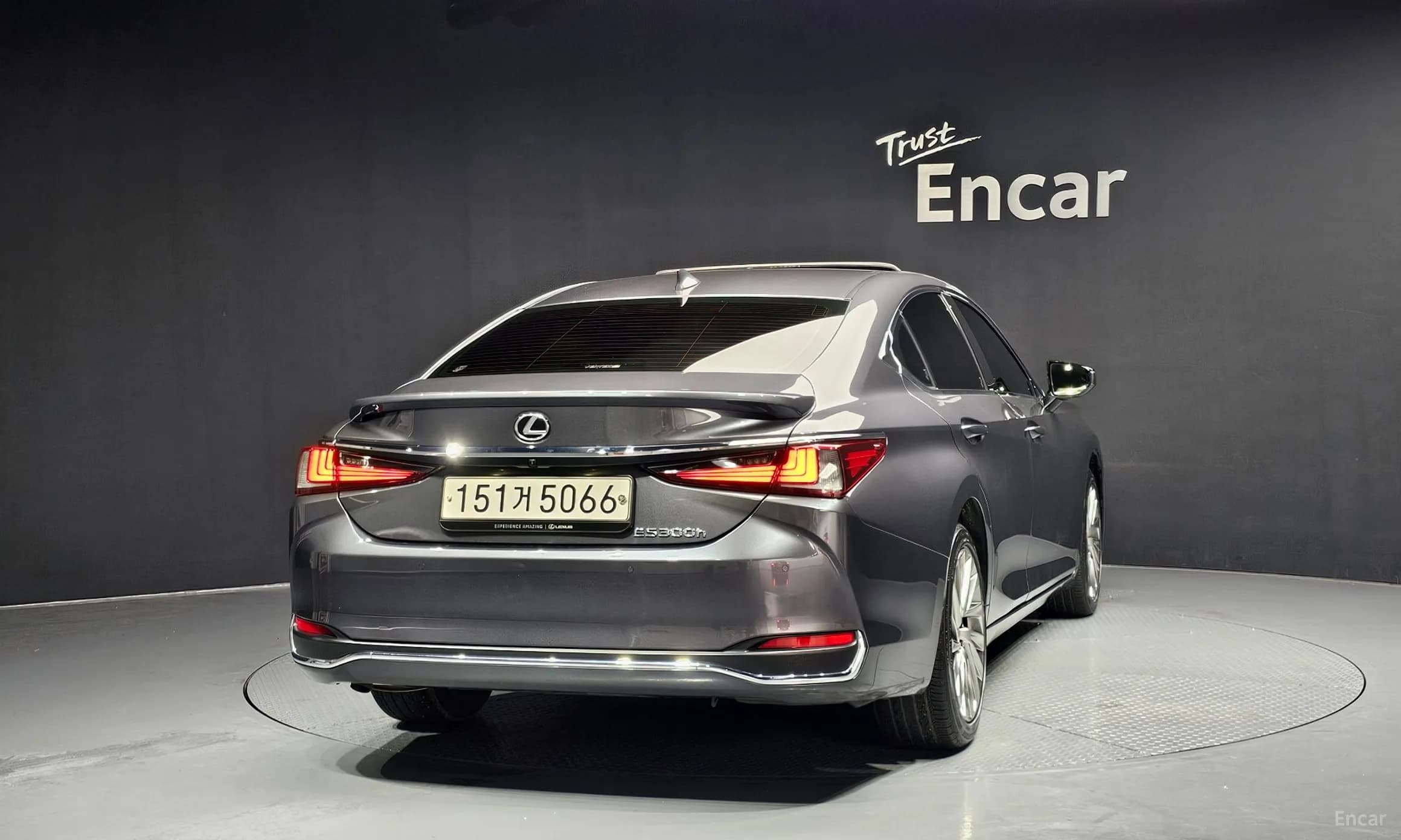 ES300h 7th Generation