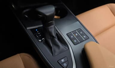 UX250h