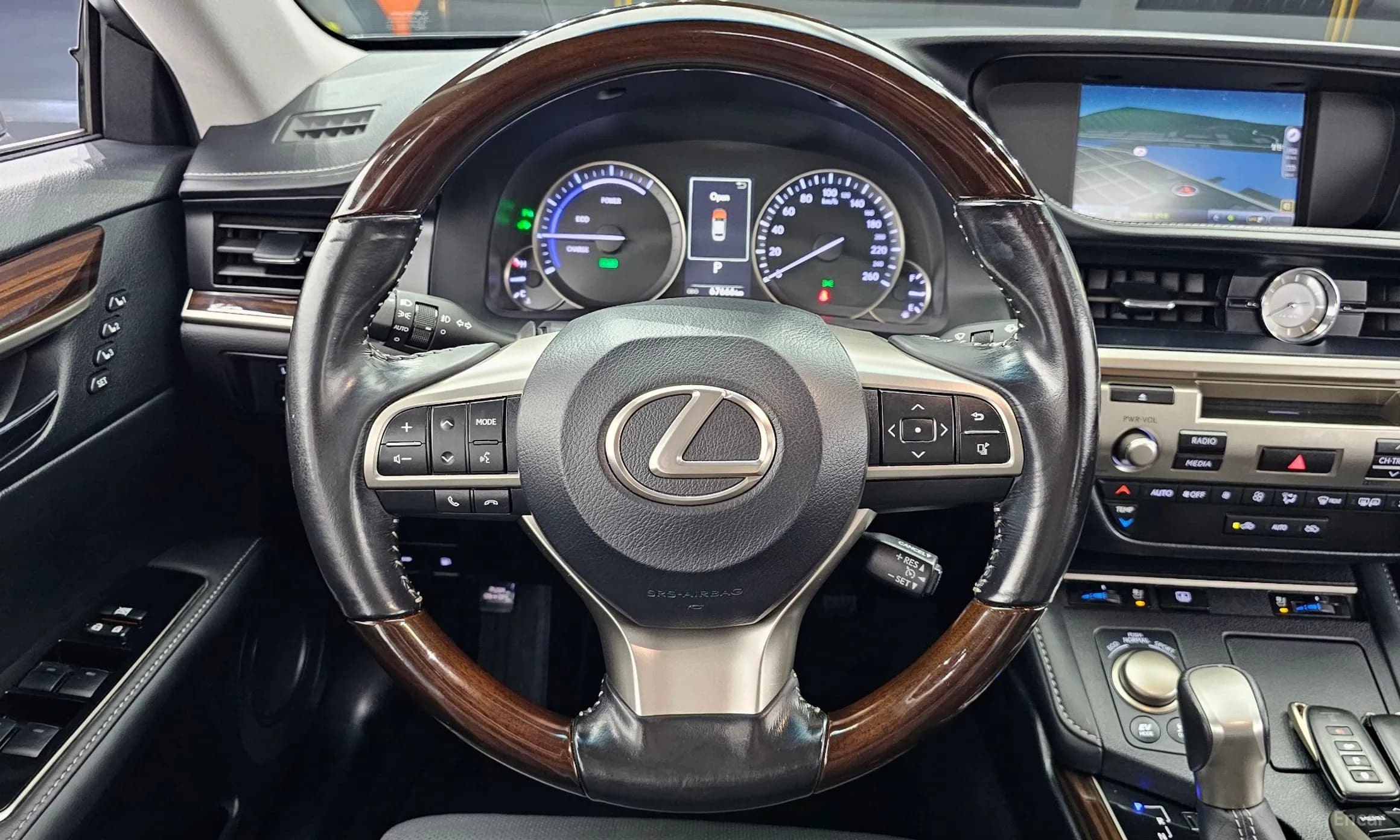 New ES300h