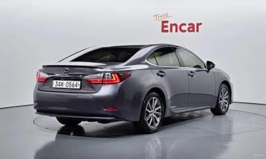 New ES300h