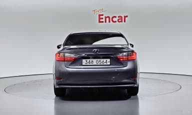 New ES300h