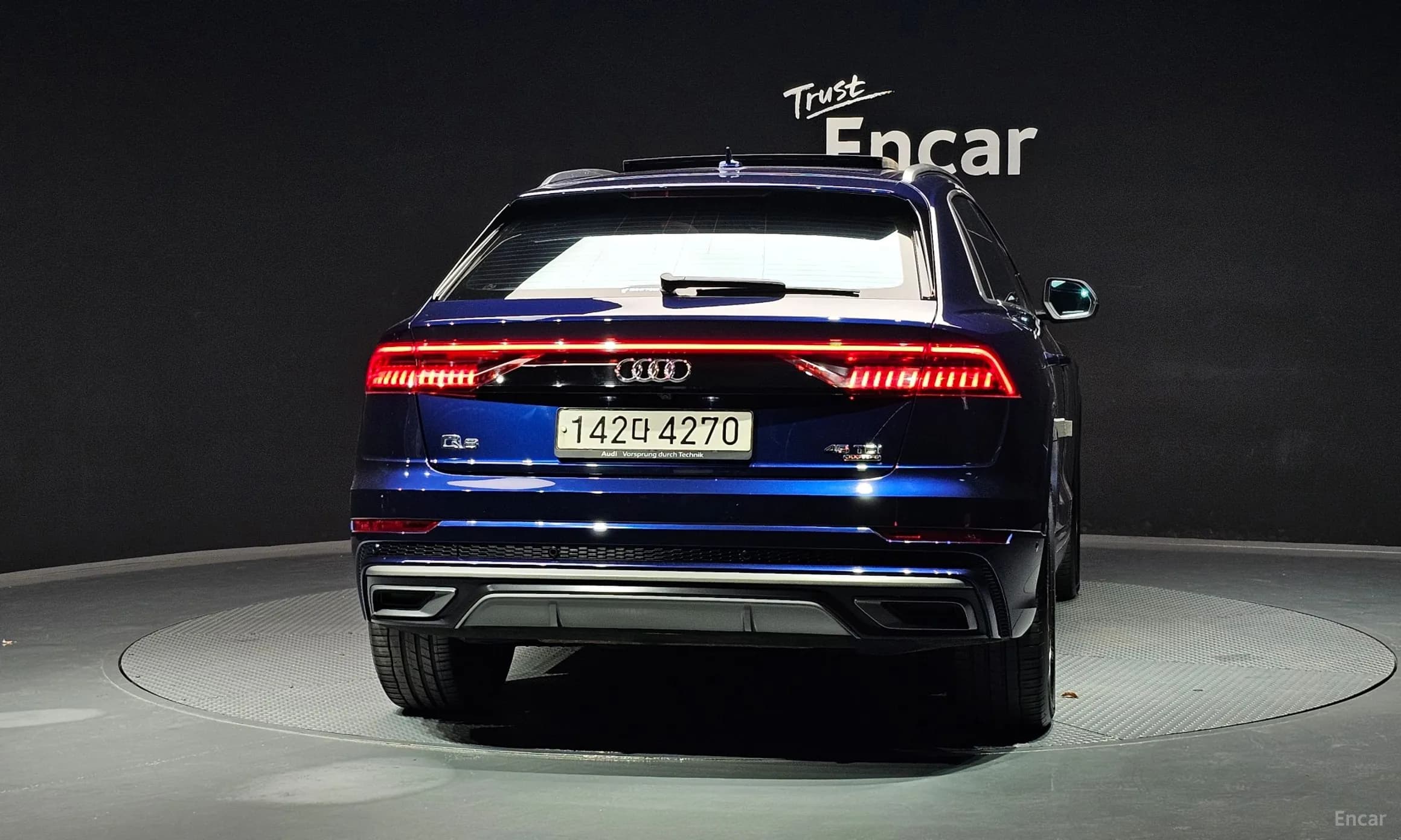 Q8 (4M)