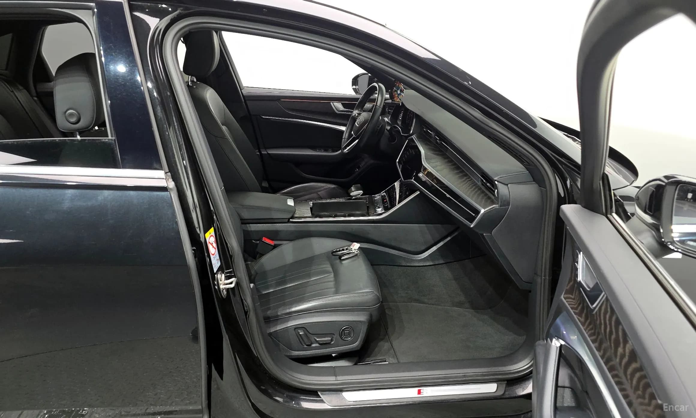 A6 (C8)