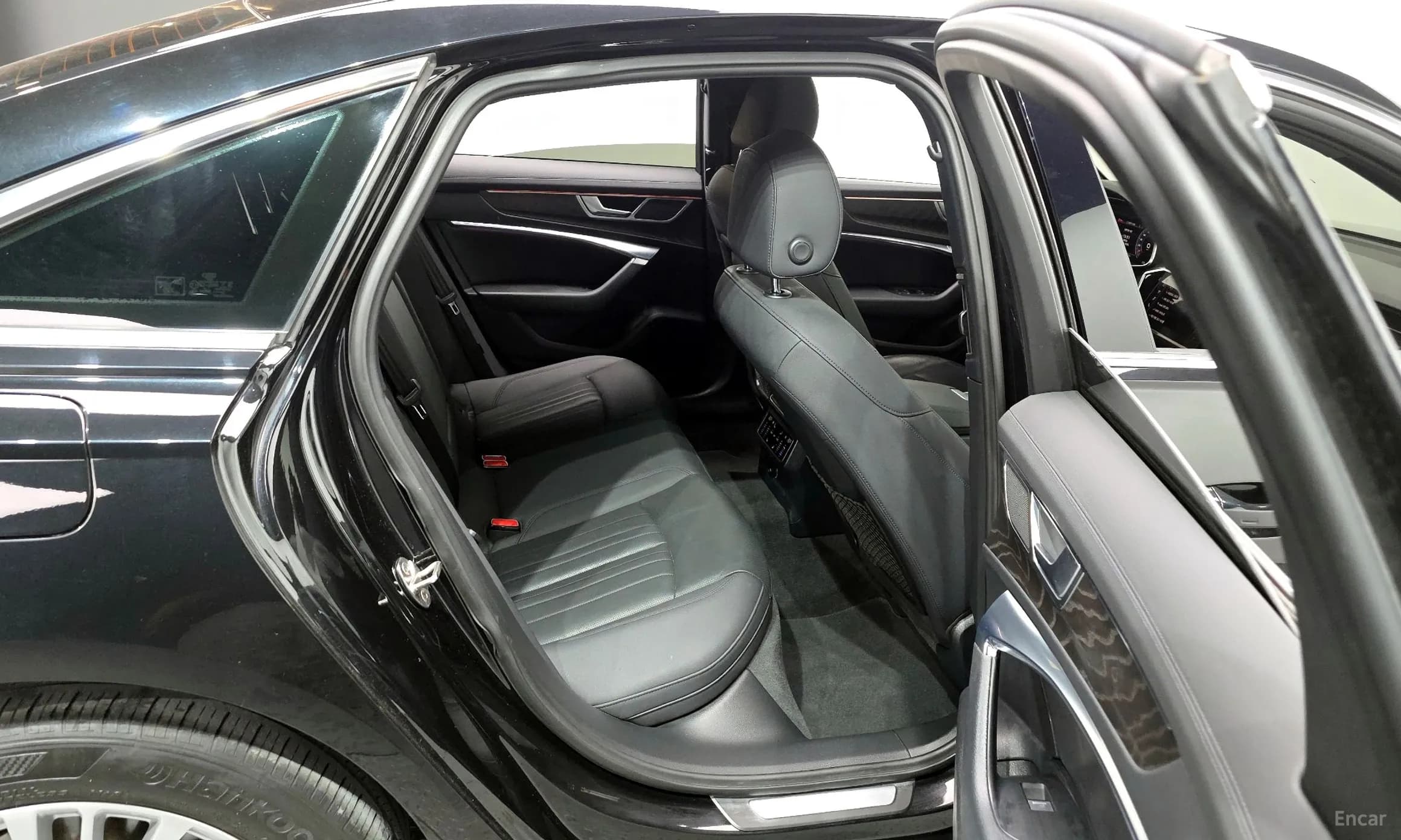 A6 (C8)