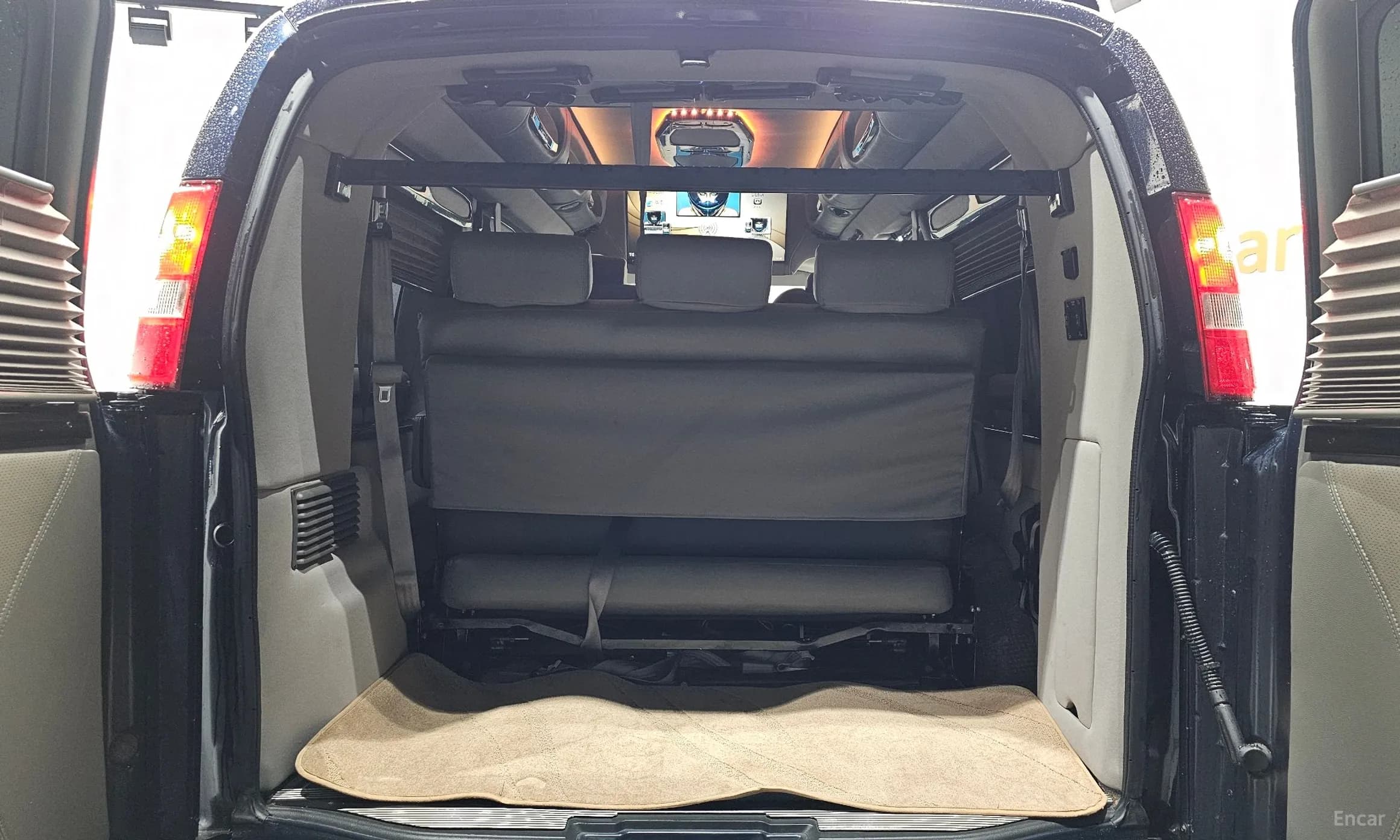 Express Van