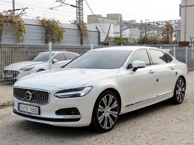 S90