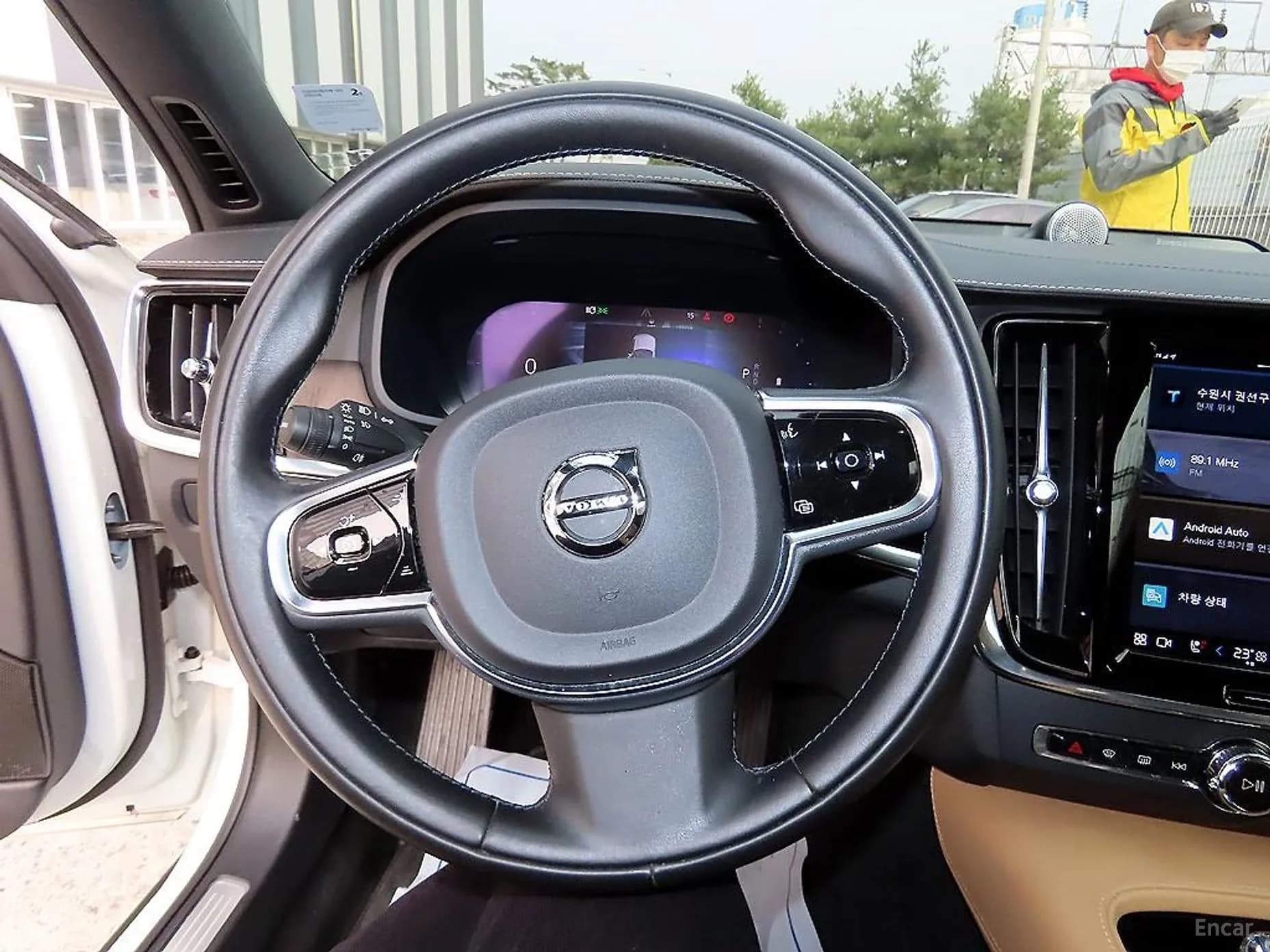 S90