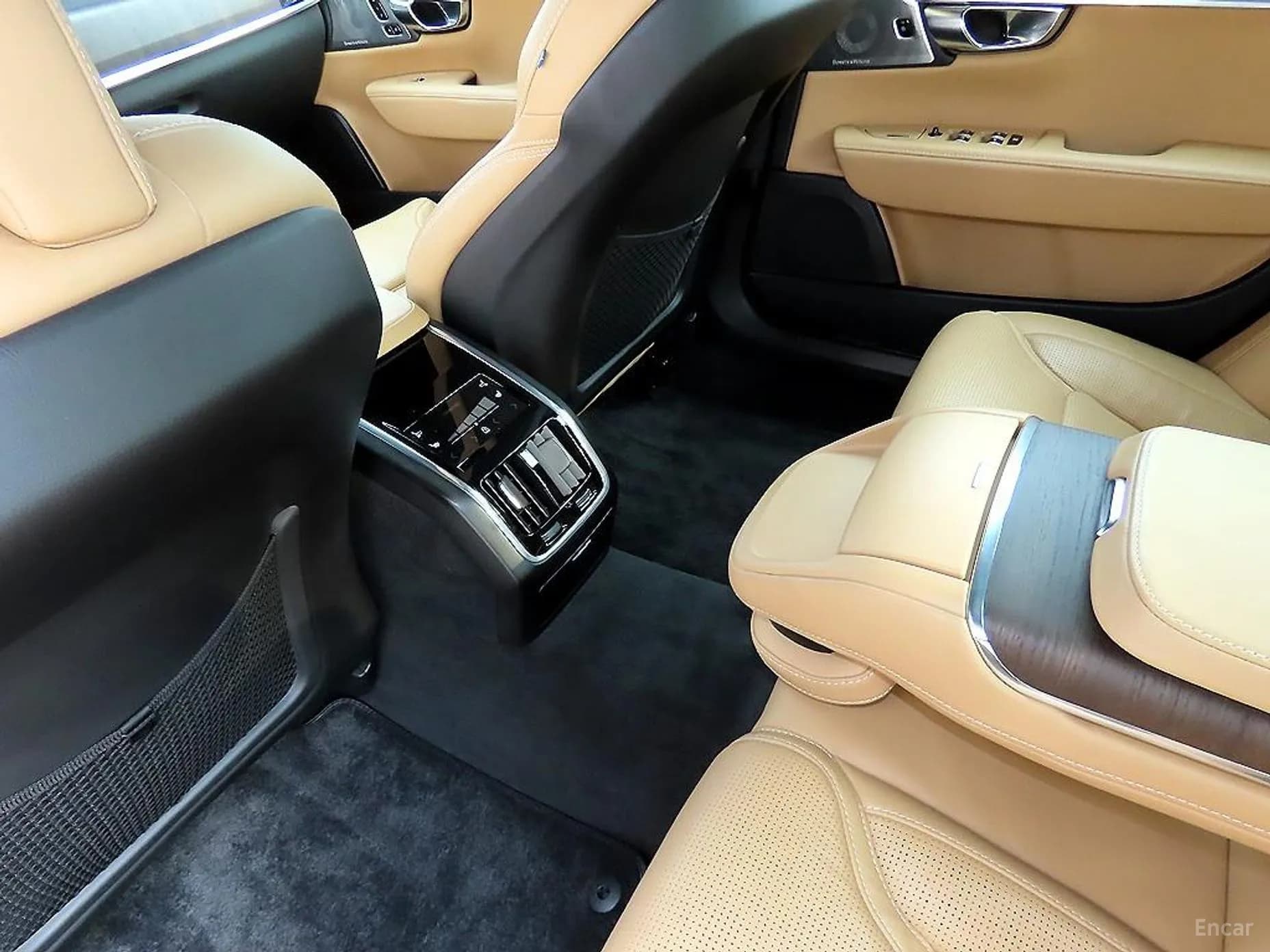 S90