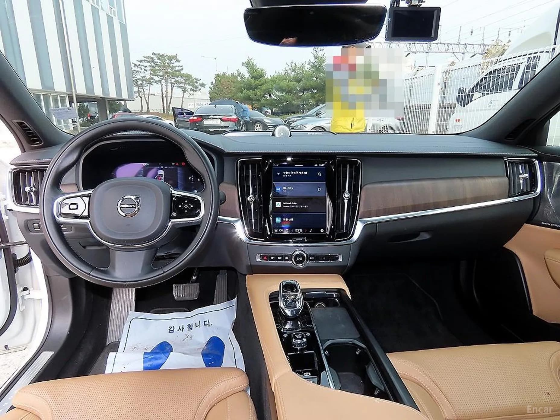 S90